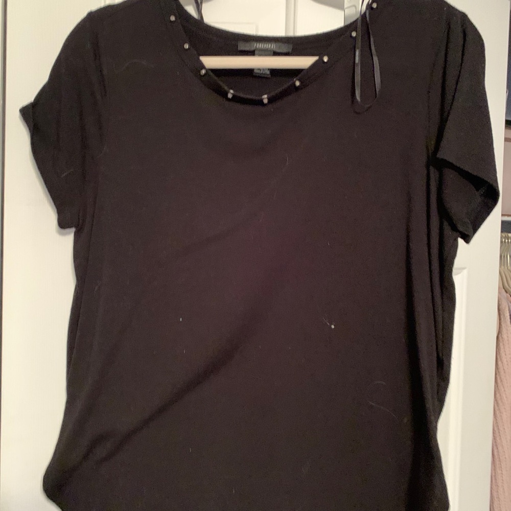 Forever 21 black basic t